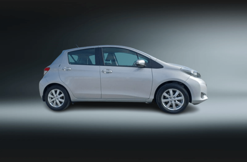 Toyota Yaris 2012 majestic car rental