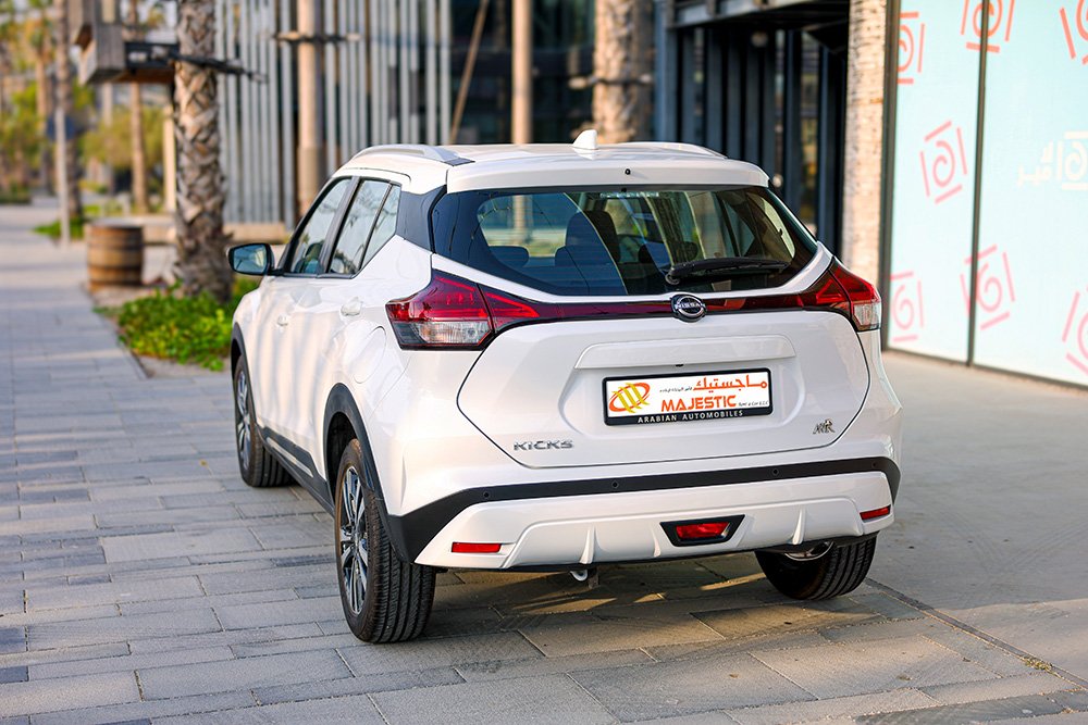 Nissan Kicks 2024 majestic car rental